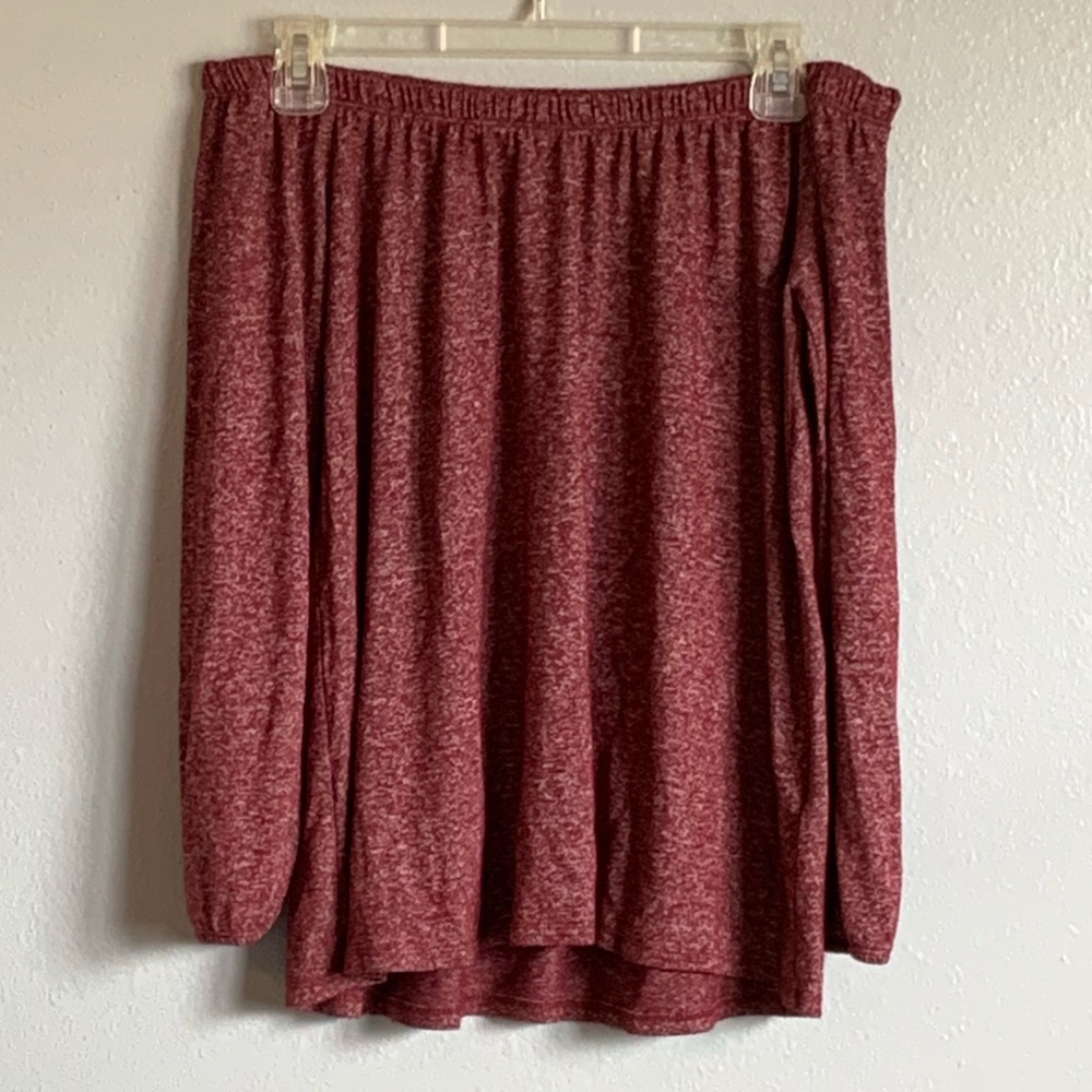 Hollister knit off the shoulder top. M